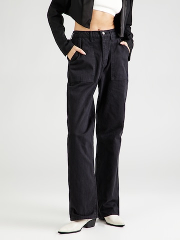 Trendyol Regular Jeans in Black: front