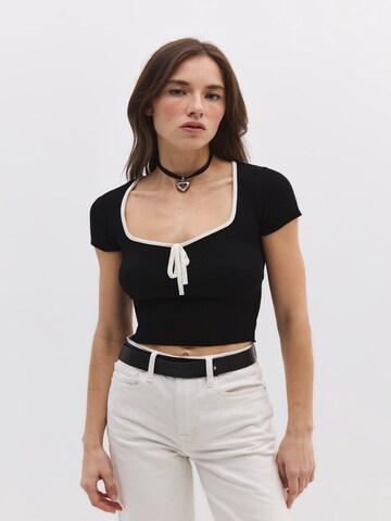 No Matter What Shirt in Schwarz: Vorderseite
