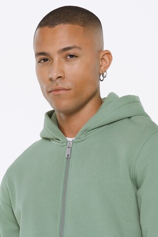 Harlem Soul Zip-Up Hoodie in Green