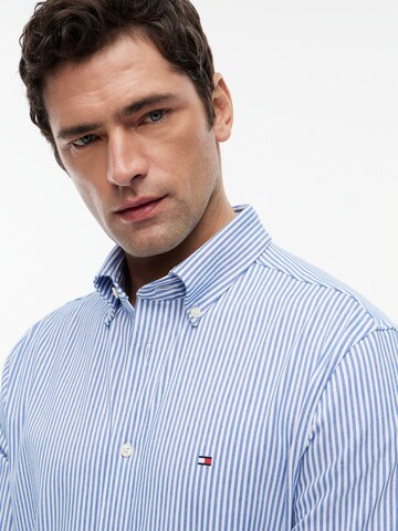 TOMMY HILFIGER Regular Fit Hemd 'Performance' in Blau