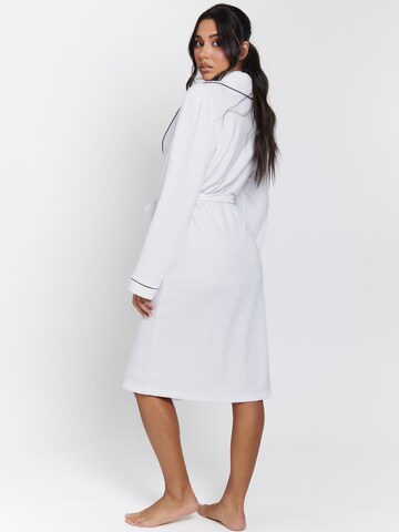 Loungeable Bademantel in Weiß