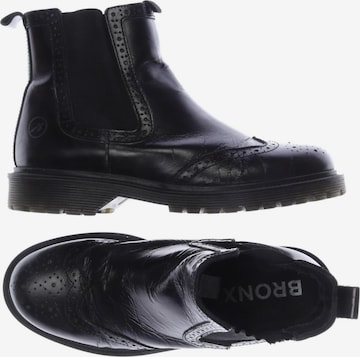 BRONX Dress Boots in 38 in Black: front