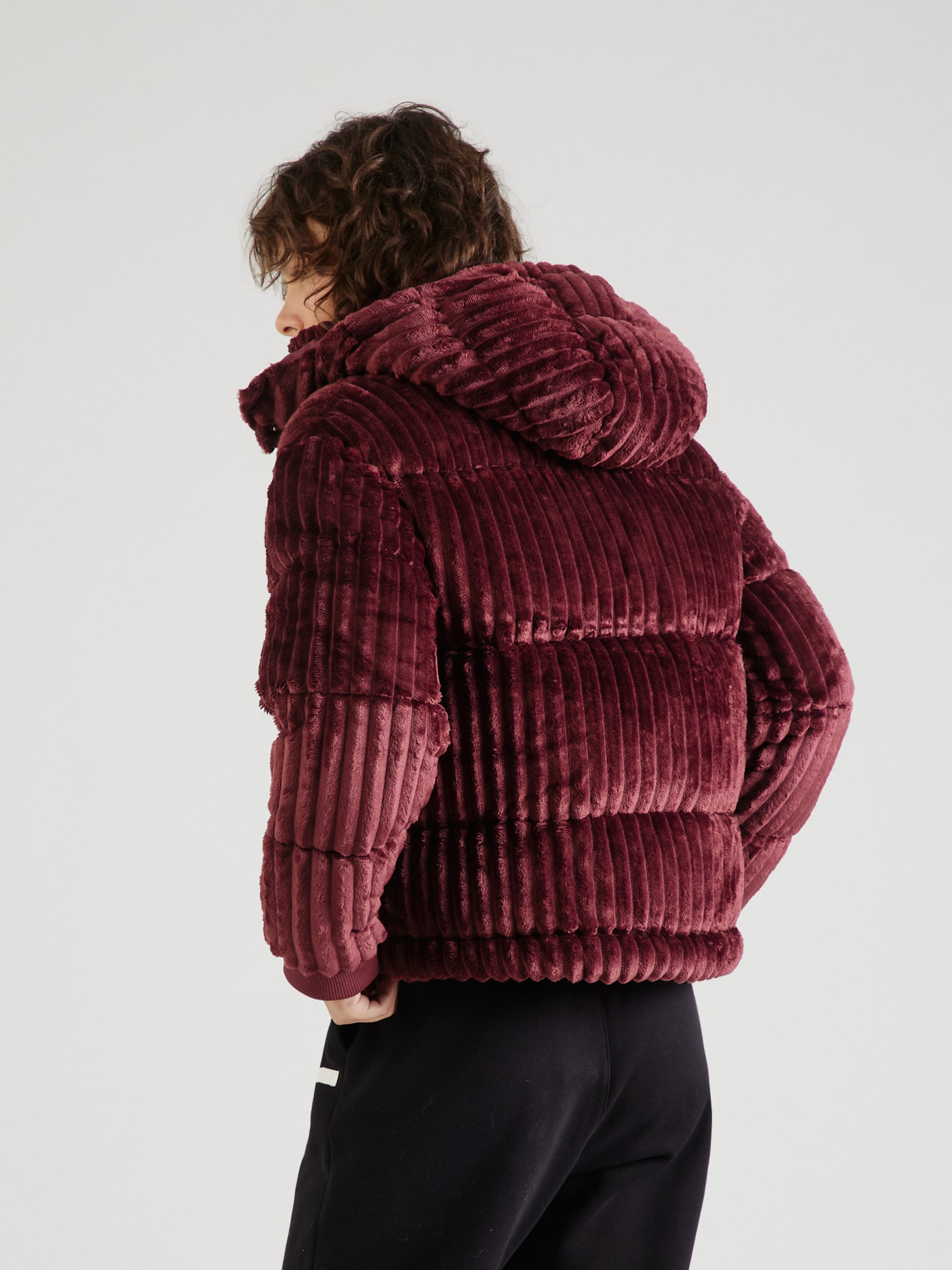 Ellesse red deals fur jacket