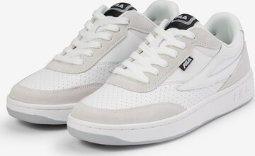 Baskets basses 'Sevaro' FILA en blanc