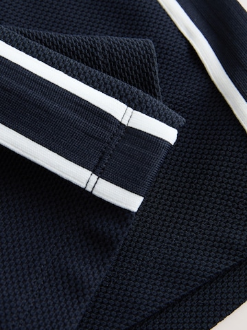 Next Regular Shorts in Blau