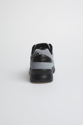 Soccx Air Cushion Sneaker in Grau