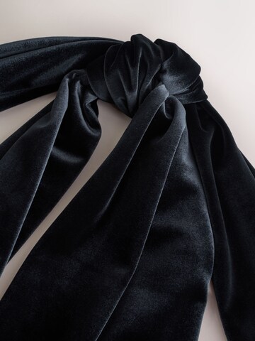 Next Kleid in Schwarz