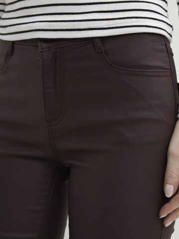 VILA Skinny Jeans i brun