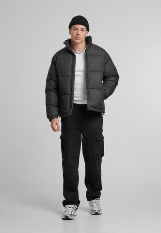 Urban Classics Zimní bunda – černá