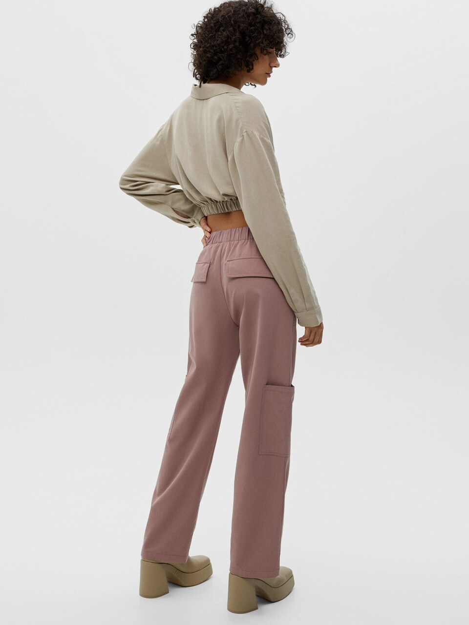 Pull&Bear: La Nuova Camicia da Donna