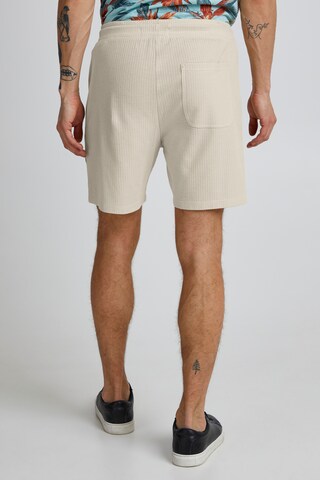 BLEND Slimfit Shorts in Beige