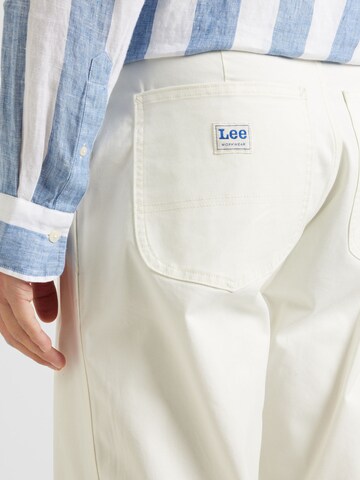 Lee Regular Pleat-front trousers in White