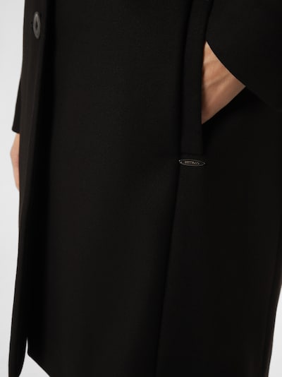 Betty & Co Manteau mi-saison en noir, Vue avec produit