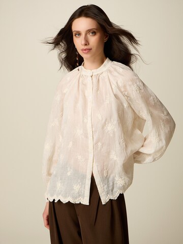 oltre Blouse in Beige: voorkant