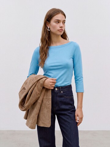 VERO MODA Shirt in Blue: front