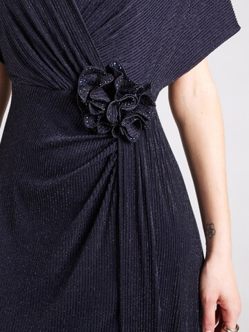 Vera Mont Evening Dress in Black