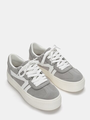 Pull&Bear Platform trainers in Grey