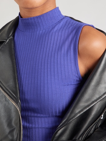 ABOUT YOU Топ 'Nanni' в Синий