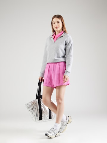 GAP Loosefit Shorts in Pink