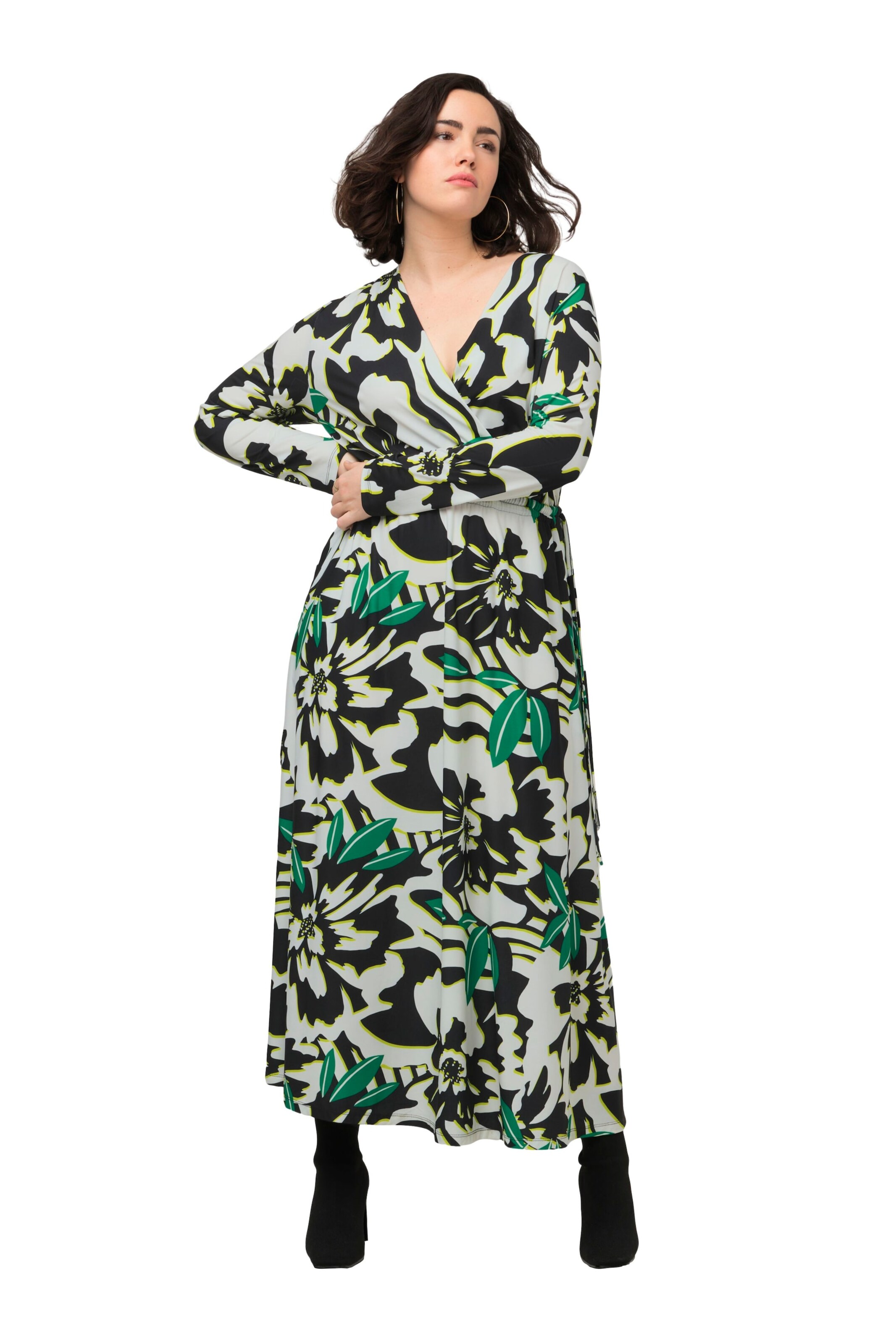 Ulla Popken Dress in Black: front