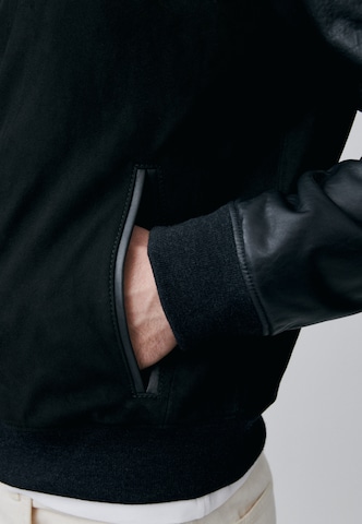 Werner Christ Tussenjas 'Hank K' in Zwart