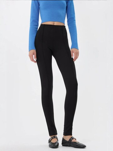 Skinny Leggings Hiccup en noir : devant