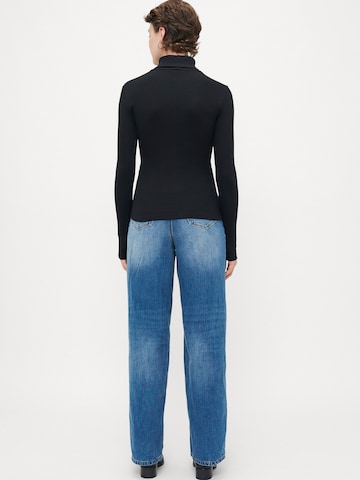Vero Moda Tall Shirt 'VMCHLOE' in Zwart