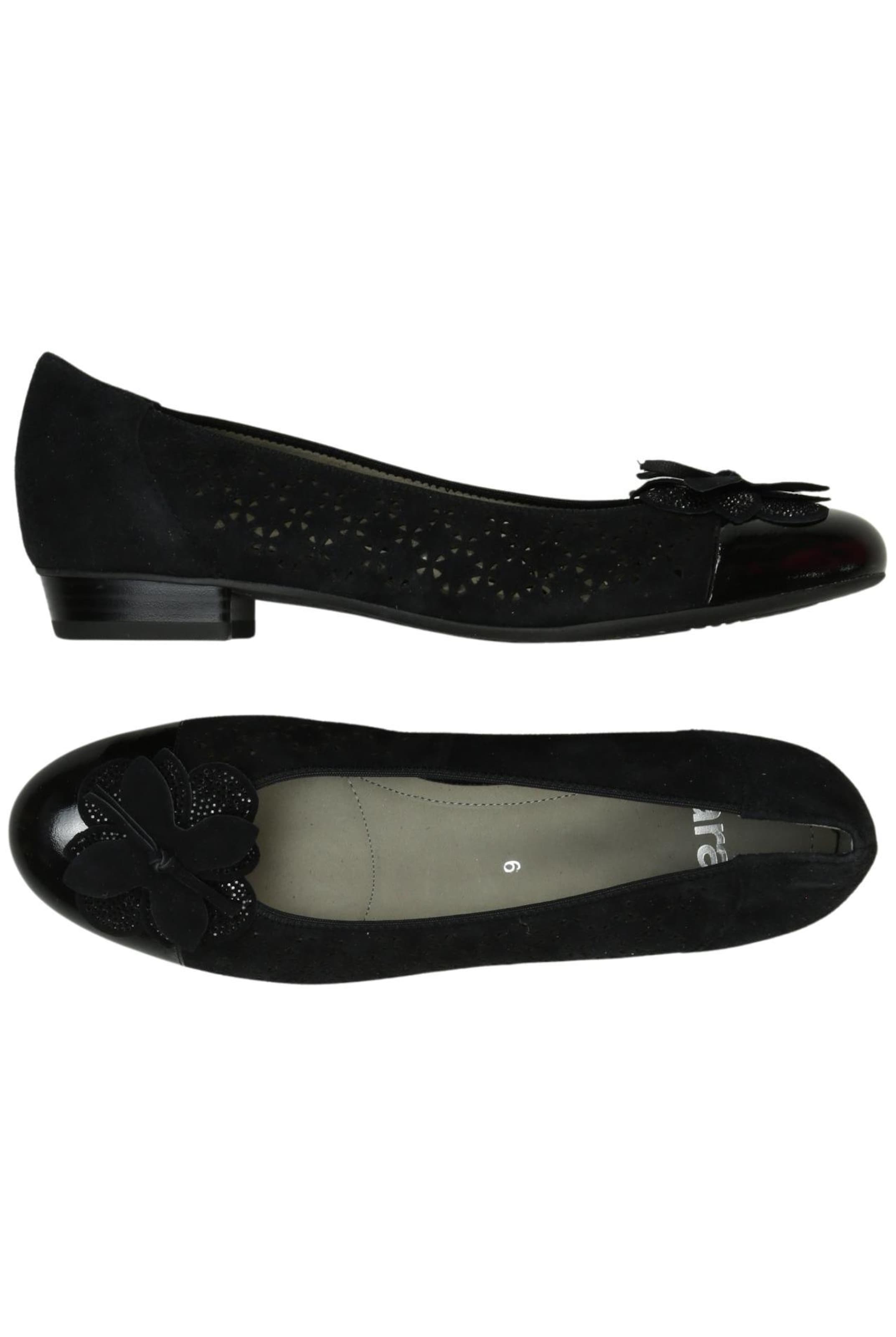 ARA Flats & Loafers in 39 in Black: front