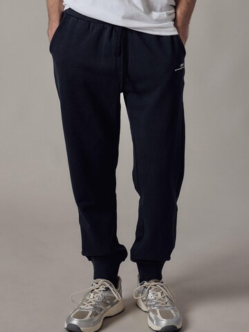 OWN Off With Nature Regular Broek 'Joggers Felpati' in Blauw: voorkant