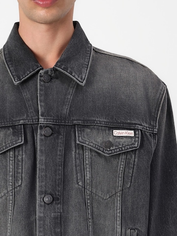 Calvin Klein Jeans Tussenjas '90S' in Zwart