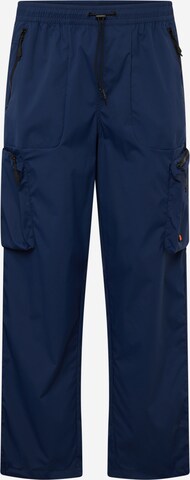 ELLESSE - Pantalón cargo 'Squadron' en azul: frente