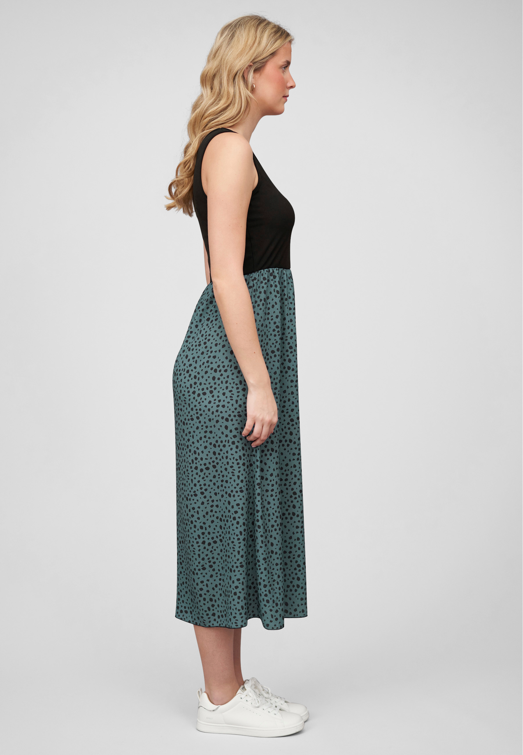 Cloud5ive Kleid in Grün