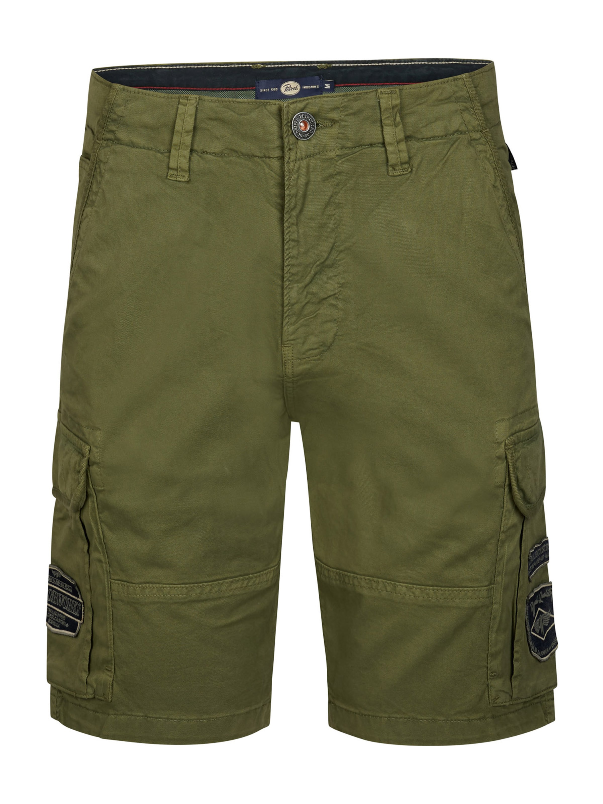 Pantaloni cargo di Petrol Industries in verde: frontale