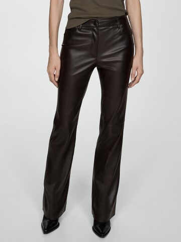 Regular Pantalon 'Connie' MANGO en marron : devant