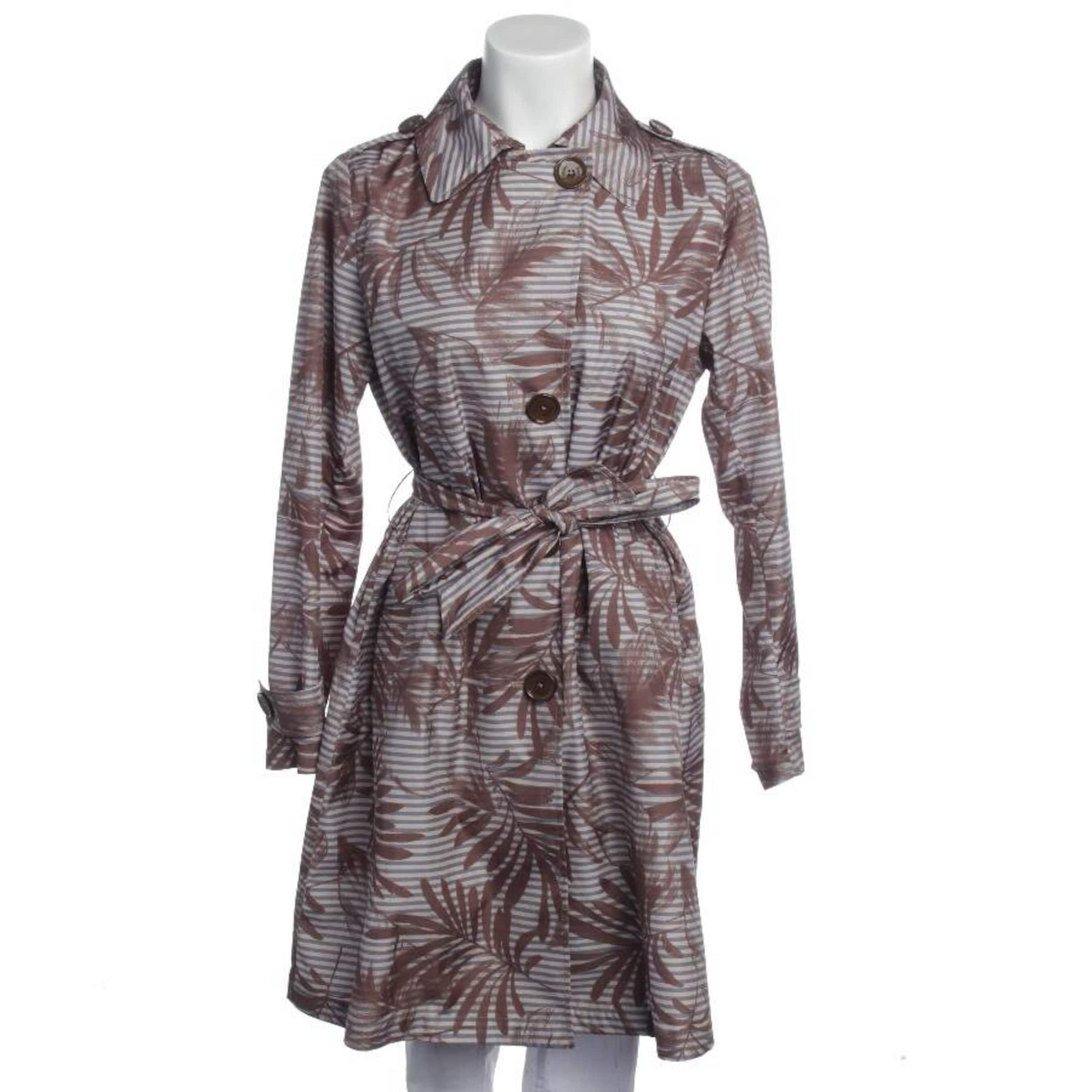 Herno Jacket & Coat in XL in Brown: front