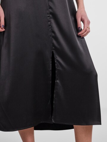 Robe 'SONIA' PIECES en noir