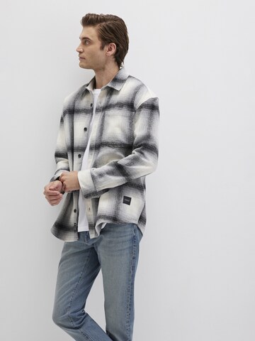 Mavi Comfort Fit Hemd in Weiß