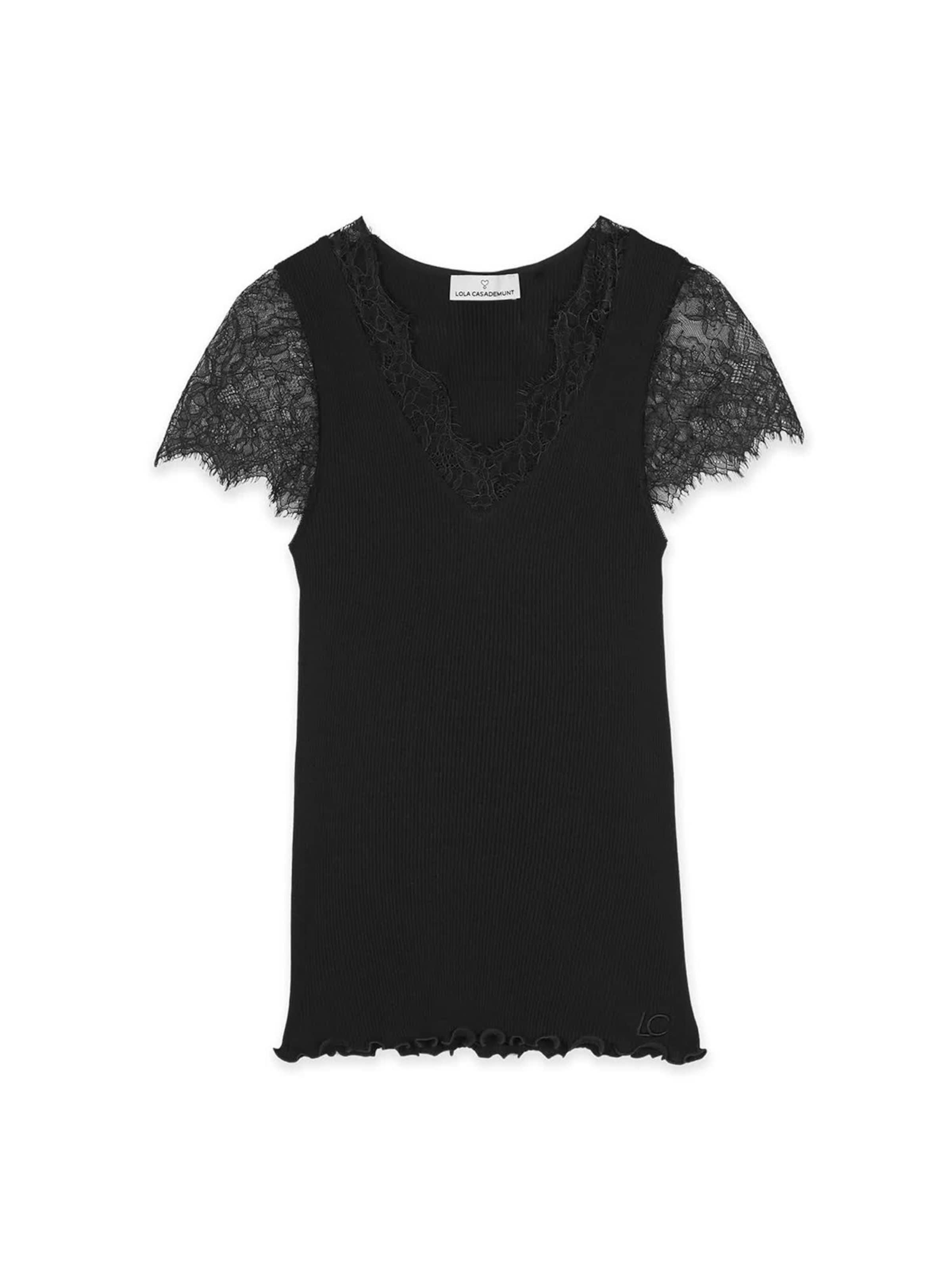 Lola Casademunt Shirt in Black: front