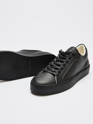 NINE TO FIVE Sneakers low 'Gràcia' i svart