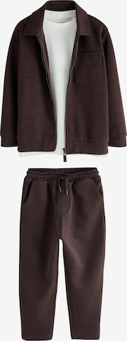 Set Next en marron : devant