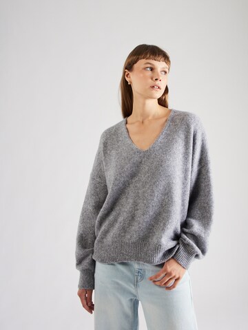 Pull-over BOSS en gris : devant