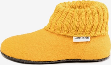 Gottstein Slippers 'Alpine Boot FE' in Yellow: front