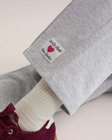 WE Fashion Широка кройка Панталон в сиво