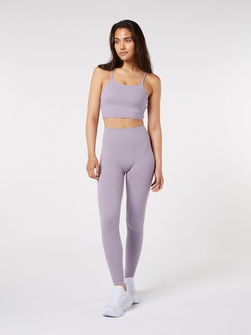 YO-GAYA Skinny Leggings‌ in Lila: Vorderseite