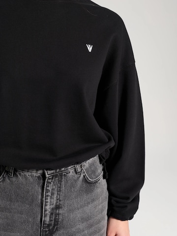 NOWIHT Sweatshirt 'Zephyrine' in Black