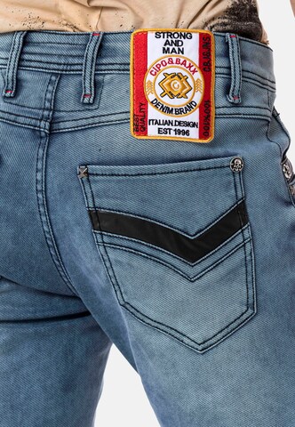 CIPO & BAXX Regular Jeans in Blue
