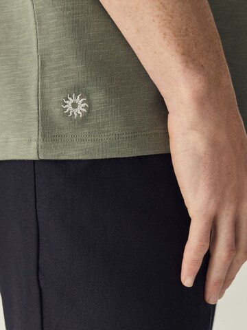 Next - Camisa em verde