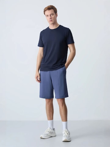 Tommy Life Regular Sportbroek in Blauw