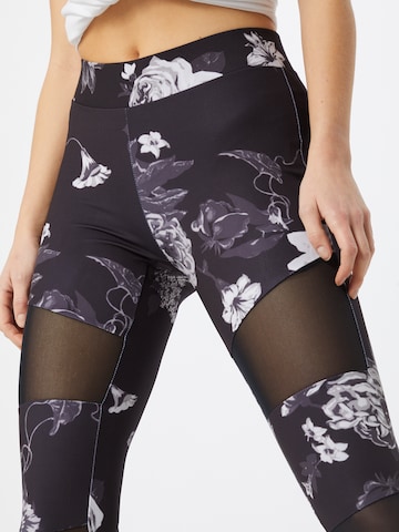 Urban Classics Skinny Leggingsit värissä musta