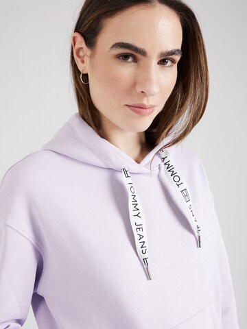 Tommy Jeans Sweatshirt in Purple